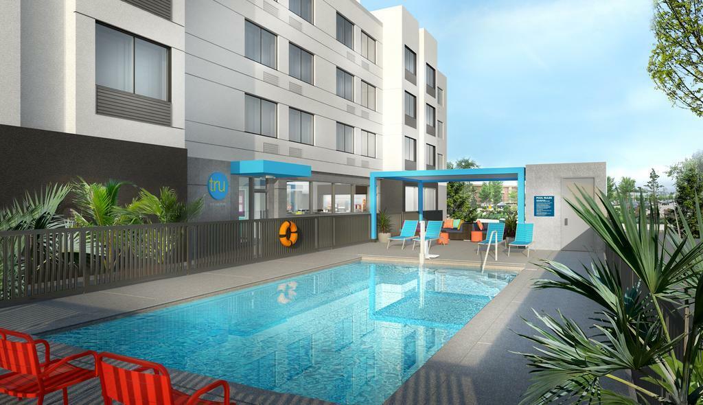 Tru By Hilton Auburn Hotel Екстериор снимка